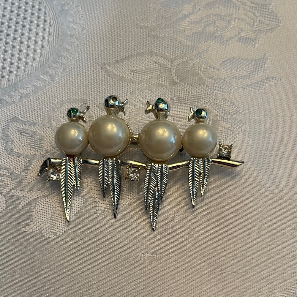Elegant Pearl and Silver Bird Brooch